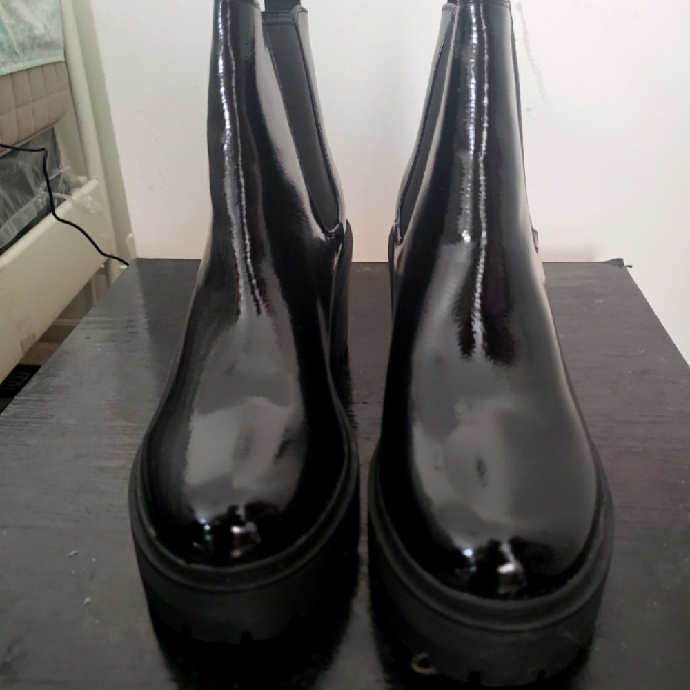 Black boots pu leather